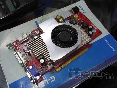 NVIDIA GeForce6700 XL G-LEAF