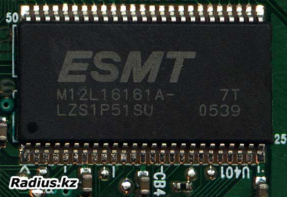 Микросхема SDRAM памяти ESMT M12L16161A-7T
