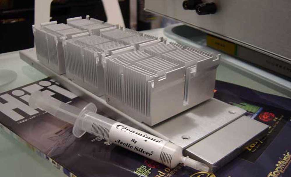 радиатор охлаждения для выходных микросхем LM3886 на УМЗЧ
