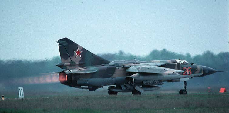 МиГ-23 советский истребитель