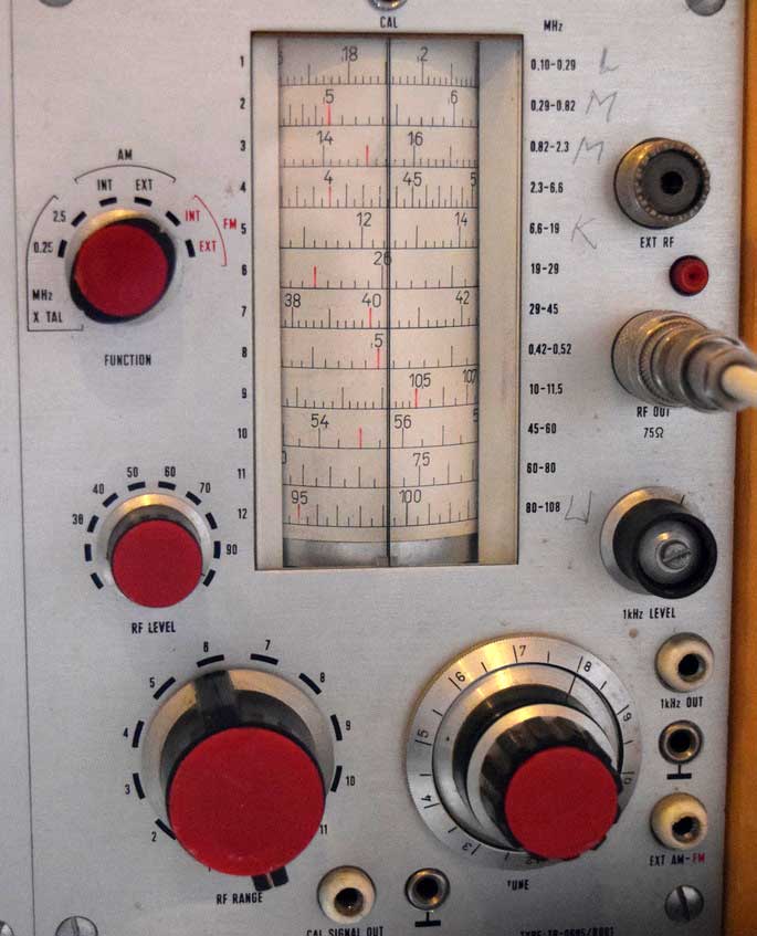 Старинный радио ресивер
